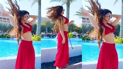 urvashi hot video|Urvashi Rautela flaunts her bikini body in drool